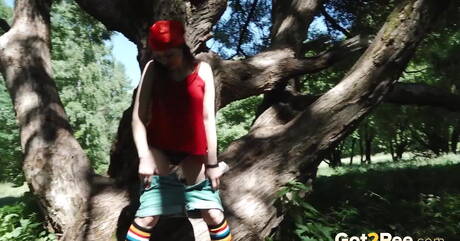 Got 2 Pee invites you to browse their xxx pictures with Larisa in golden shower fantasy