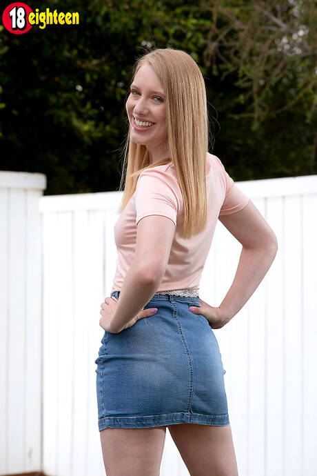 18 Eighteen invite you to explore xxx pics featuring Mella xxx gallery 78294