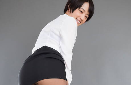 Legs Japan invites you to browse their xxx photos with Ai Mukai xxx gallery 238145