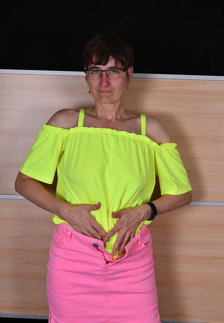 TAC Amateurs are excited to present you with xxx gallery showcasing Hot Milf xxx gallery 270665